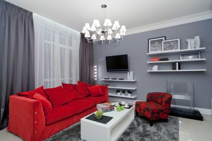 Красная мебель в гостиной